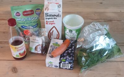 Blueberry, carrot, spinach, kickstart smoothie